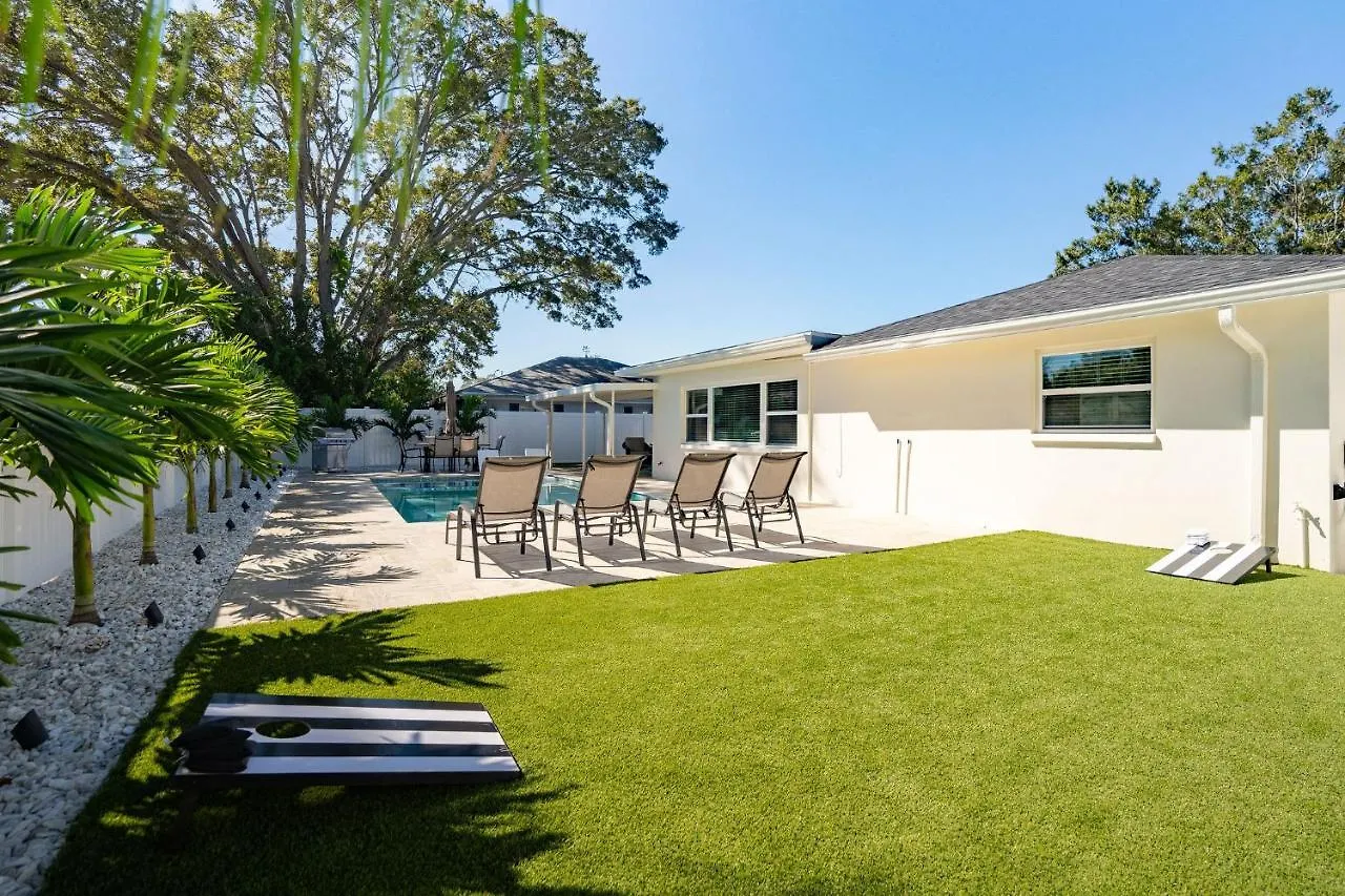 Heated Pool Hot Tub Clearwater & Dunedin Pet Friendly 0*,  United States